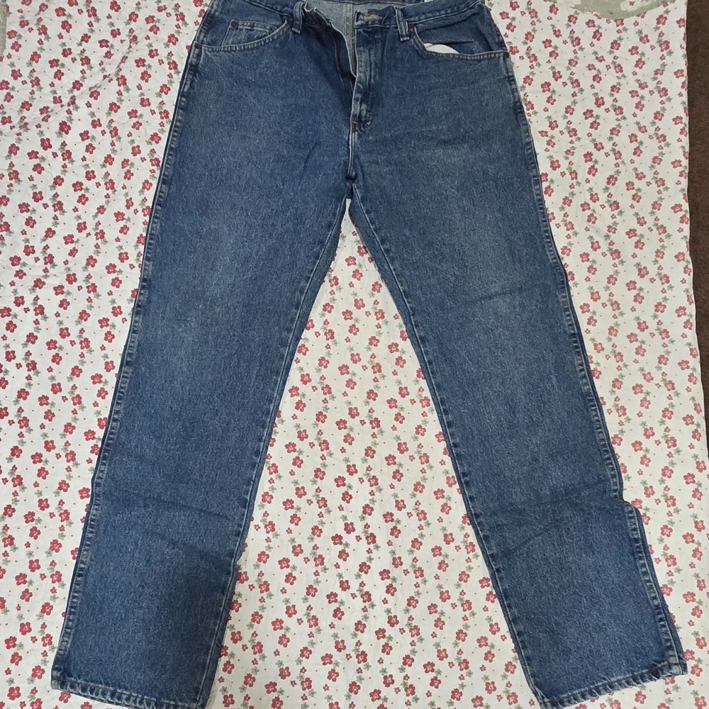 Wrangler Blue Straight Jeans Timeless Style